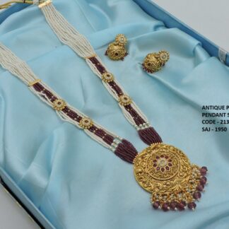 ANTIQUE PENDANT SETS