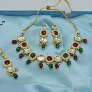 KUNDAN NECKLACE SET