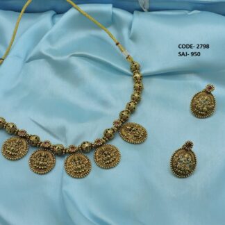 ANTIQUE NECKLACE SETS