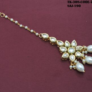 KUNDAN MAANG TIKKA