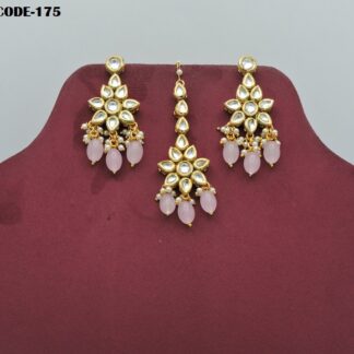 KUNDAN EARRING WITH TIKKA