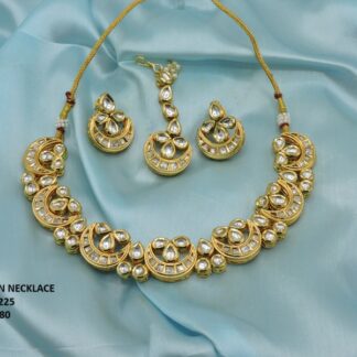 KUNDAN NACKLACE SET