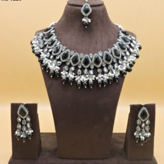 SILVER NECKLACE SETS