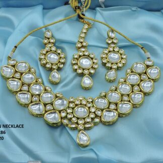 KUNDAN NECKLACE SET