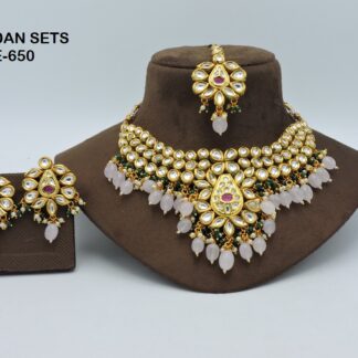 KUNDAN NACKLACE SET