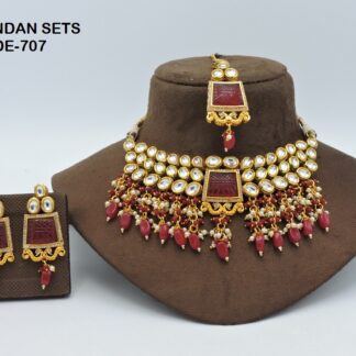 KUNDAN NACKLACE SET