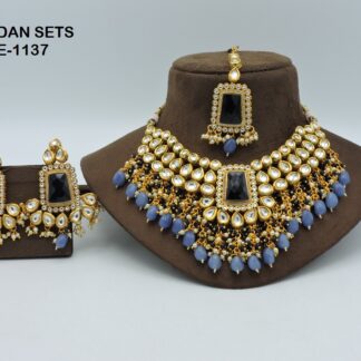 KUNDAN NACKLACE SET