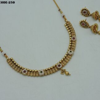 ANTIQUE NECKLACE SETS
