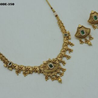 ANTIQUE NECKLACE SETS