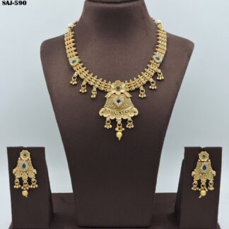 ANTIQUE NECKLACE SETS
