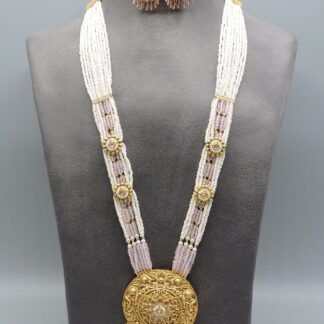 ANTIQUE PENDANT SETS