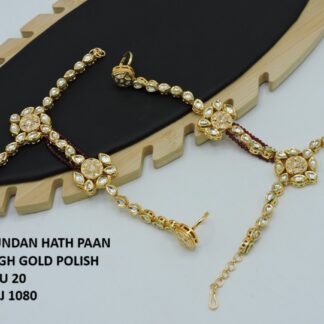 KUNDAN HAATH PAAN