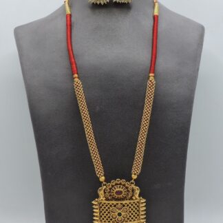 ANTIQUE PENDANT SETS
