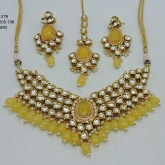 KUNDAN NACKLACE SET
