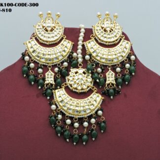 KUNDAN EARRING WITH TIKKA