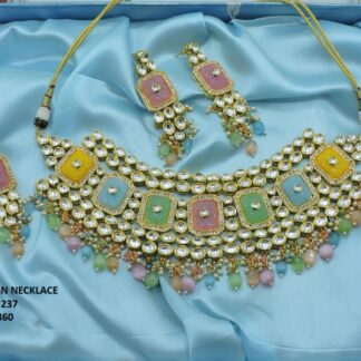 KUNDAN NECKLACE SET