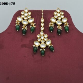 KUNDAN EARRING WITH TIKKA