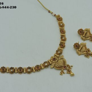 ANTIQUE NECKLACE SETS