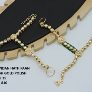 KUNDAN HAATH PAAN