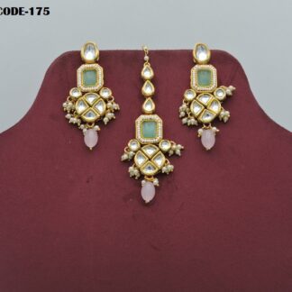 KUNDAN EARRING WITH TIKKA