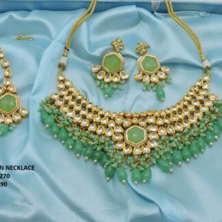 KUNDAN NECKLACE SET