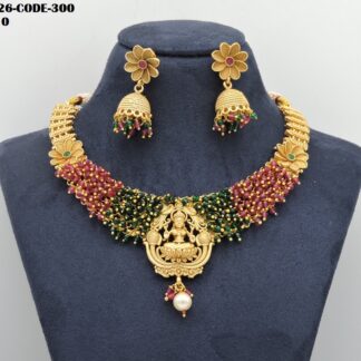 ANTIQUE NECKLACE SETS