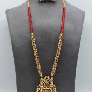ANTIQUE PENDANT SETS