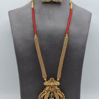 ANTIQUE PENDANT SETS