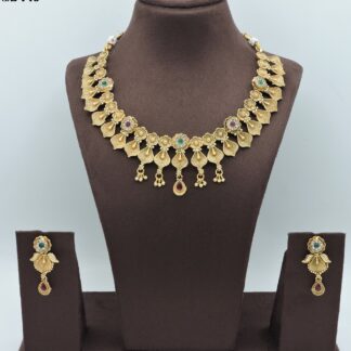 ANTIQUE NECKLACE SETS
