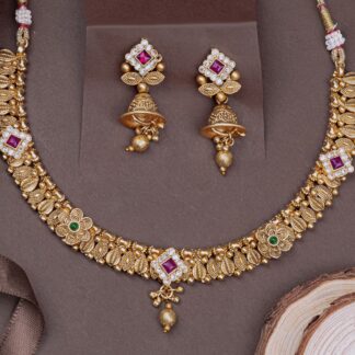 ANTIQUE NECKLACE SETS