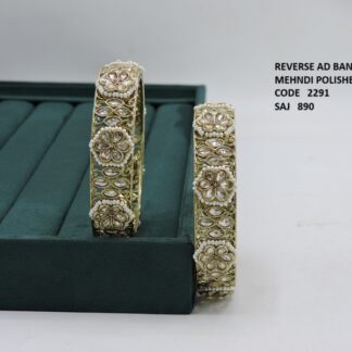 MEHNDI POLISH BANGLES