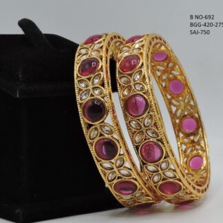 ANTIQUE POLKI BANGLES