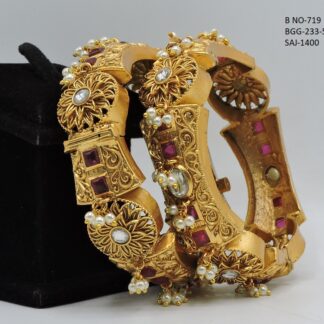 ANTIQUE RAJWADI BANGLES