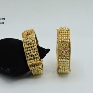 ANTIQUE GOLDEN MOTI BANGLES