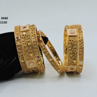 ANTIQUE GOLD POLISH SIX PIECE BANGLES