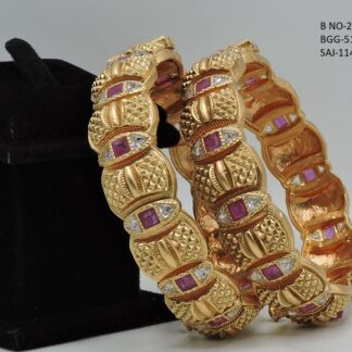 ANTIQUE POLKI BANGLES