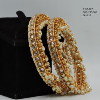 ANTIQUE POLKI BANGLES