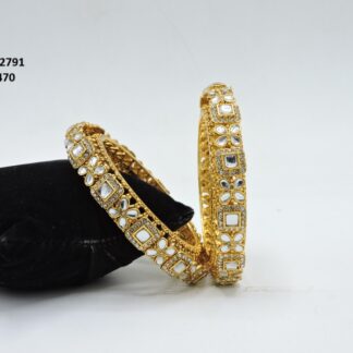 ANTIQUE KUNDAN STONE BANGLES