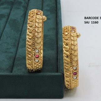 ANTIQUE BANGLES SET