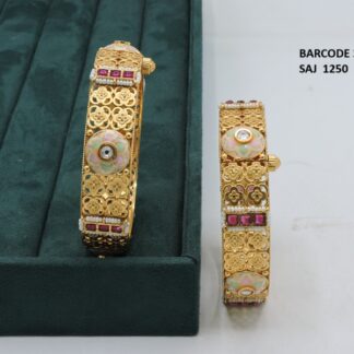 ANTIQUE BANGLES SET