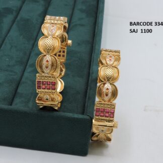 ANTIQUE BANGLES SET