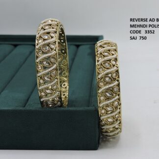 MEHNDI POLISH BANGLES