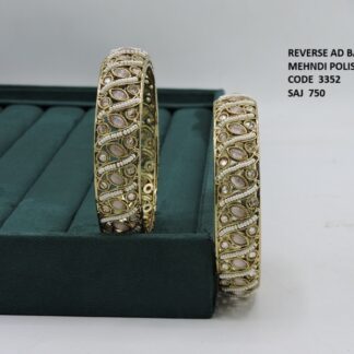 MEHNDI POLISH BANGLES