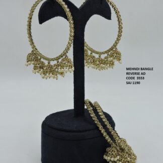 JUMKI BANGLES WITH MEHNDI PLETING