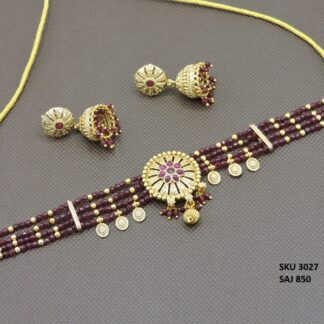 ANTIQUE GOLDEN CHOKER SET