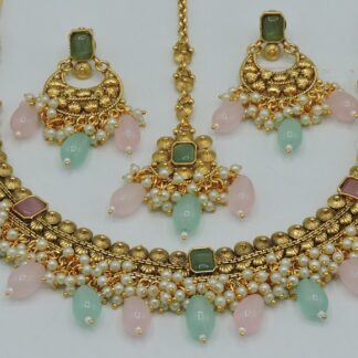 ANTIQUE GOLDEN NACKLACE SET