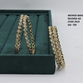 REVERSE AD BANGLES WITH MEHNDI PLETING
