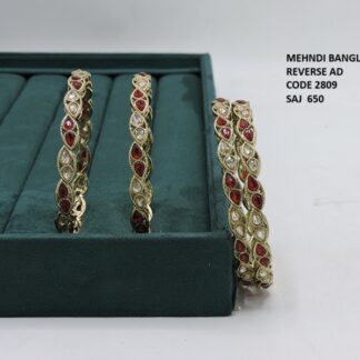 COLOR BANGLES WITH MEHNDI PLETING