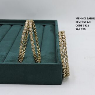 BANGLES SET WITH MEHNDI PLETING