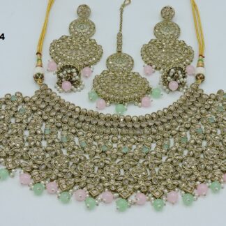 MEHNDI POLISH NACKLACE SET